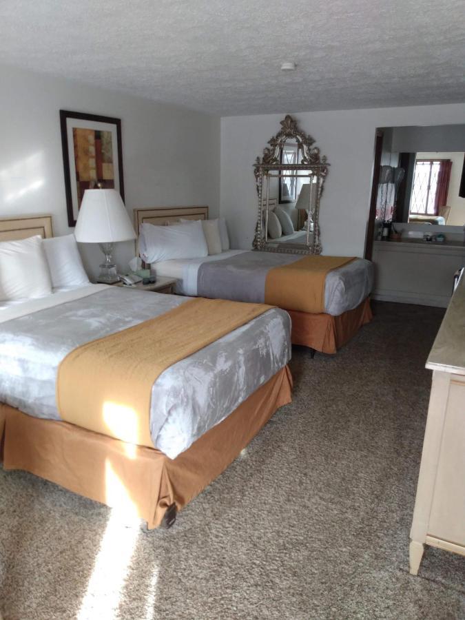 Deer Creek Motel Кембридж Экстерьер фото