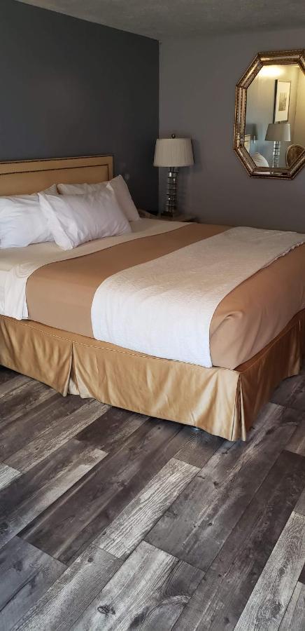 Deer Creek Motel Кембридж Экстерьер фото