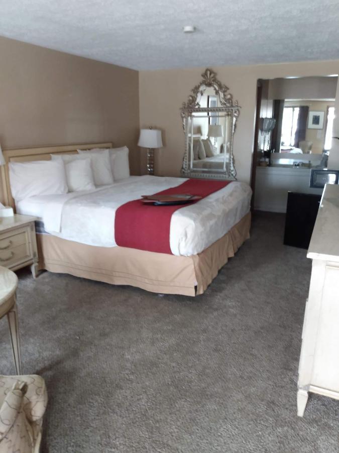 Deer Creek Motel Кембридж Экстерьер фото